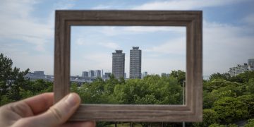 سرمایه‌ گذاری در املاک پایدار: راهکارها و چالش ها